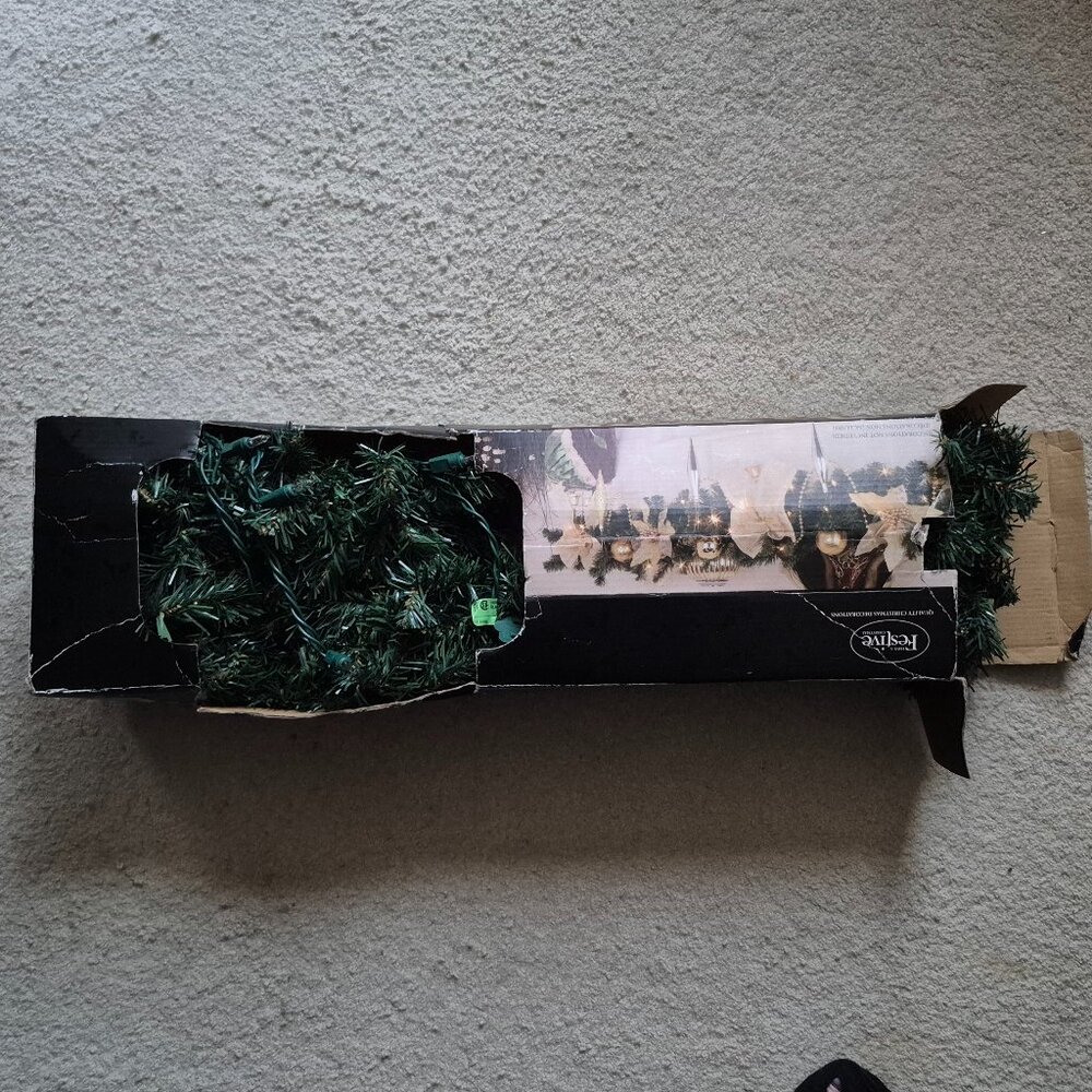 Decorative Garland - Picture 3 of 5